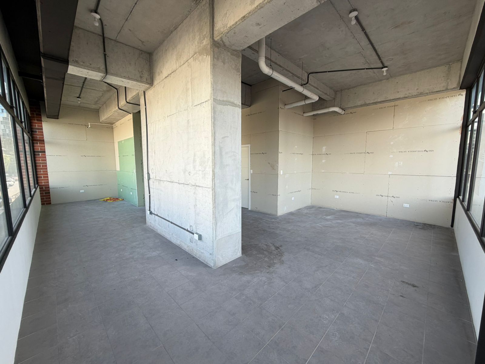 Local Comercial En Renta Venta Edificio Fiamene Zona 10 68 M² Propiedades En Venta En Guatemala Melissa Jimenez (5)
