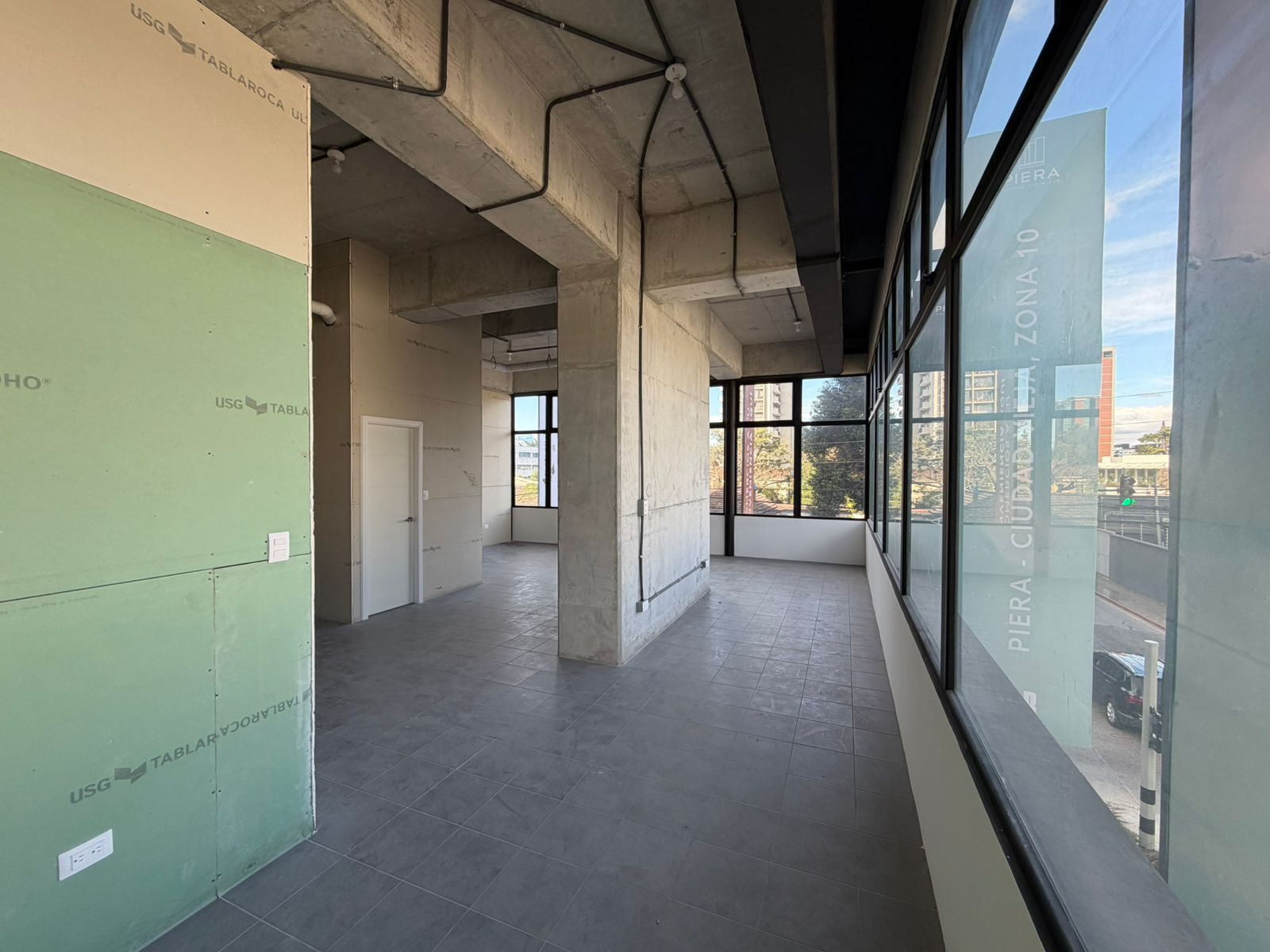 Local Comercial En Renta Venta Edificio Fiamene Zona 10 68 M² Propiedades En Venta En Guatemala Melissa Jimenez (6)
