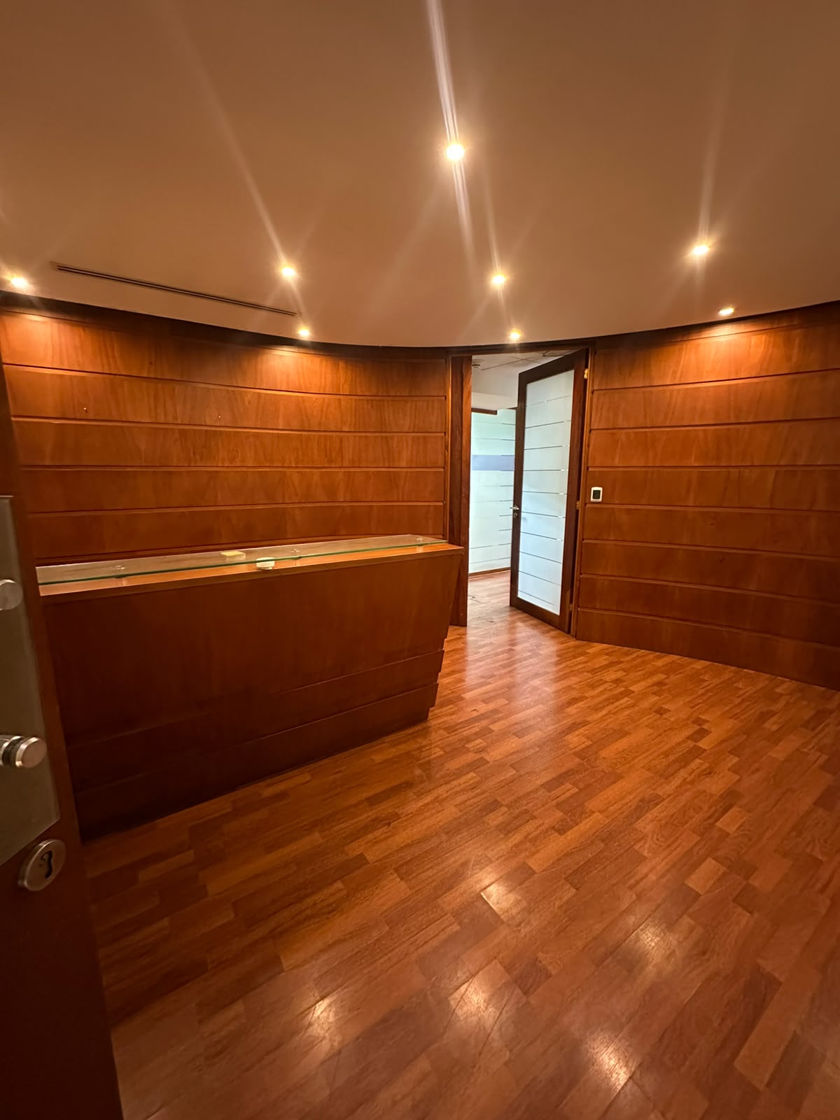 Oficina En Alquiler Europlaza Torre 4 Zona 14 165 M² Melissa Jimenez Alquileres (14)